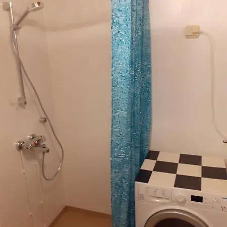 Apartment Huvilatie With Sauna- Huvilatien Saunallinen Huoneisto *