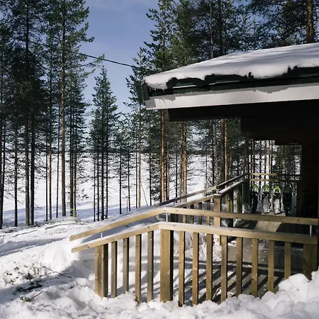 Lakelodge Kiehinen & Igloos Chalet