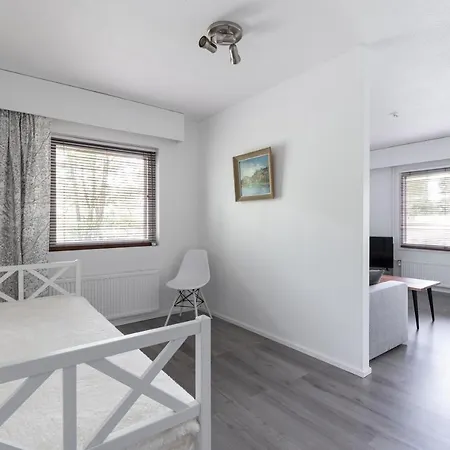 Riverside Apartment *
