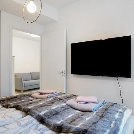 Apartment House Of Saga Ii