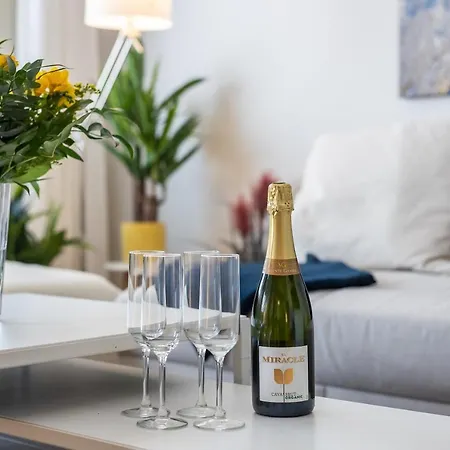 City Holiday 1 Apartment *
