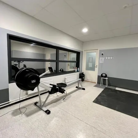 - King Size Bed - Gym&wifi - Indoor Parking Apartment *