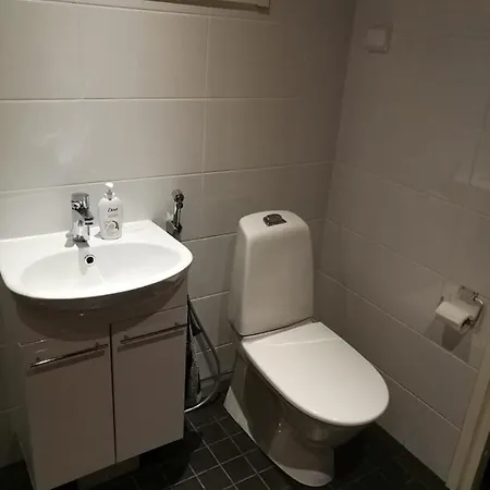 Chalet Cozy - Free Wifi And Parking *
