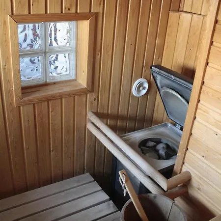Authentic Wooden House By The River With An Igloo Apartment