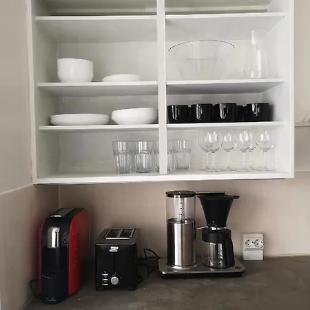Quality In Center Apartment
