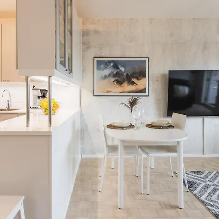 Penthouse With Sauna - King Size Bed - Free Wifi! Apartment