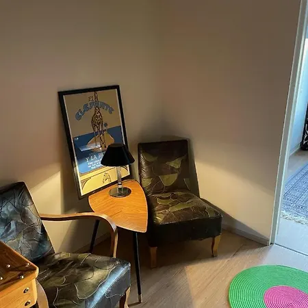 Stylish 2 Bedroom City Apartment