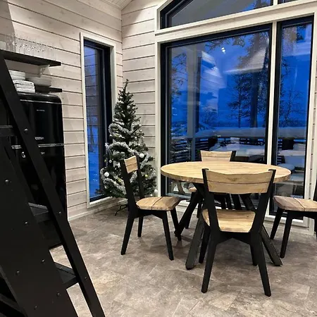 Norvamaja With A View, Sauna And Jacuzzi * Rovaniemi