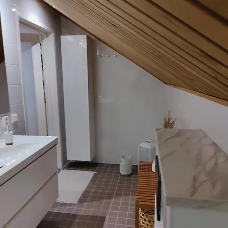 Arctic Circle Private 2nd Floor And Balcony * Rovaniemi