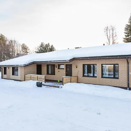 Cozy Five Bedroom House Holiday home *