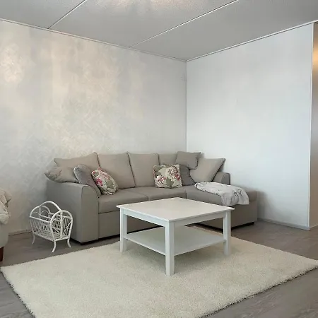 Hoitotie 80m2