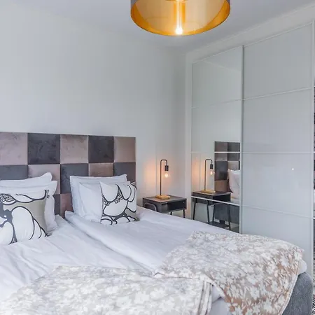 City Holiday 2 Apartment *