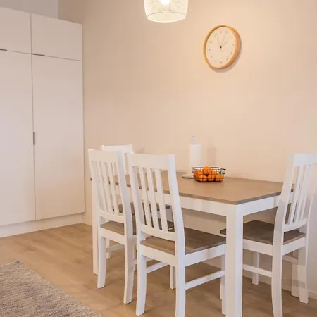 Apartment Snowflake Suites, Pet Friendly *