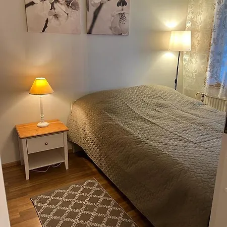 Apartment Apt 37 *