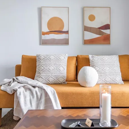 Arctic Golden Sun Apartment *