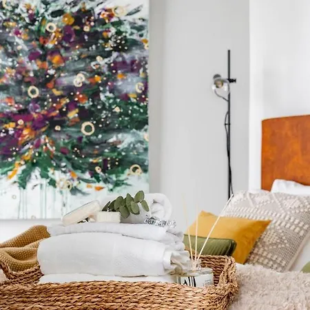 Apartment Arctic Golden Sun *
