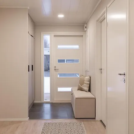 Arctic 4 Apartment *