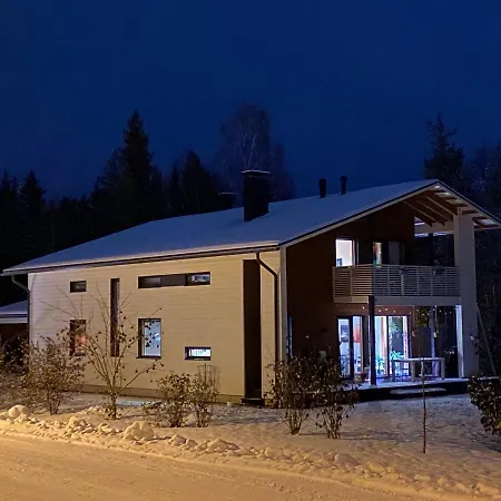 Large And Beautiful House Holiday home *