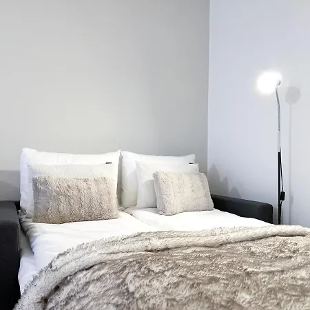 Aurora Apartment *