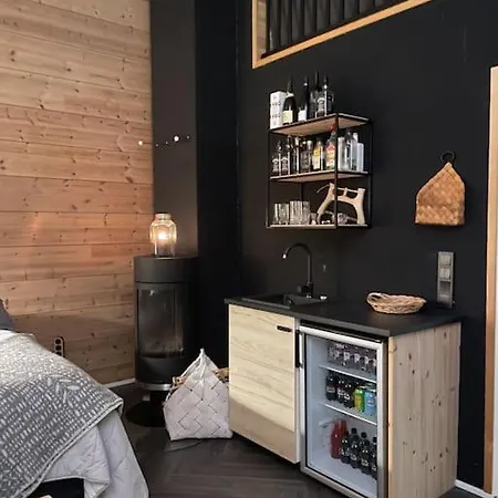 Log House With Sauna&jacuzzi! Apartment Rovaniemi