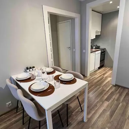 Cozy 1bdr W Wi-fi Apartment *