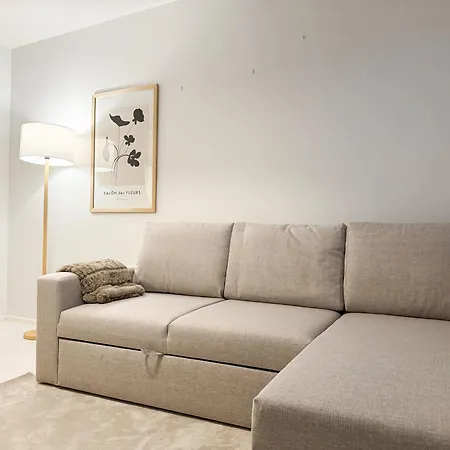 Aurora Iv Apartment