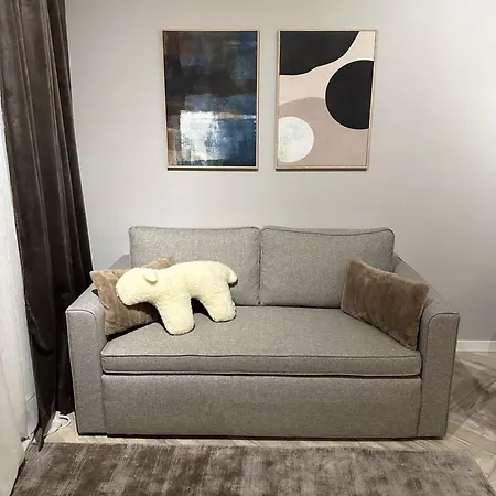 Modern @ Center Apartment *