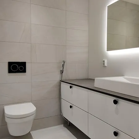 Willamo Three Bedroom Vi
