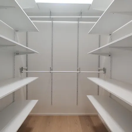 Willamo Three Bedroom Vi *