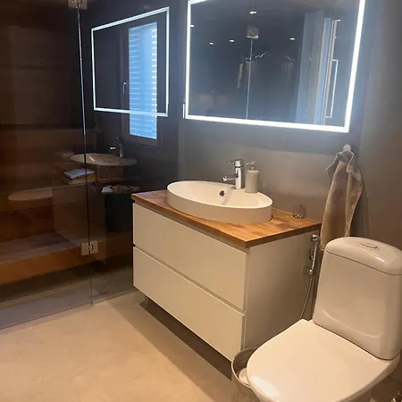 Aurora Apartment *