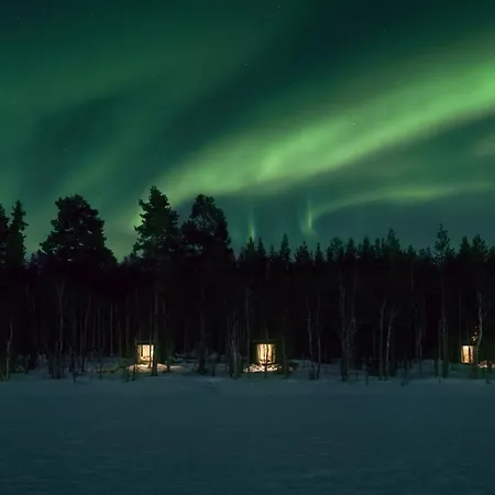 Skyfire Village Igloos - Includes Transportation, Meals&accommodation Village de vacances