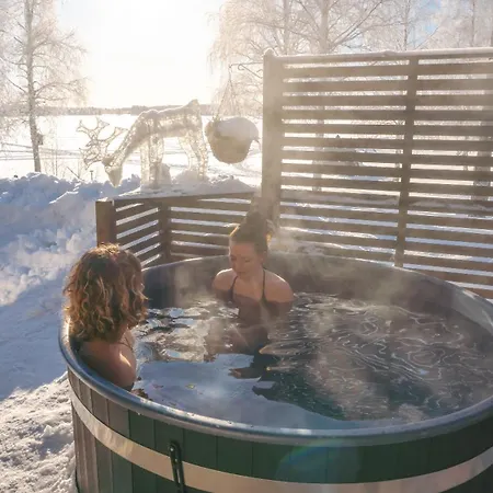 Lysti By The Lake And Magical Countryside Chalet