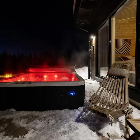 Log House With Sauna&jacuzzi!