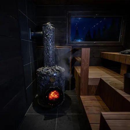Log House With Sauna&jacuzzi! * Rovaniemi