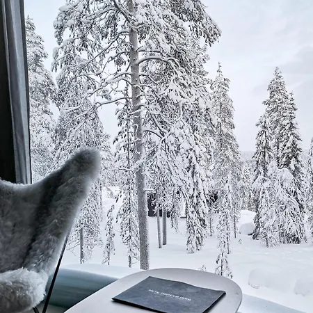 Arctic Treehouse Hotelli 5*