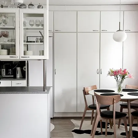 Peaceful In Apartment *