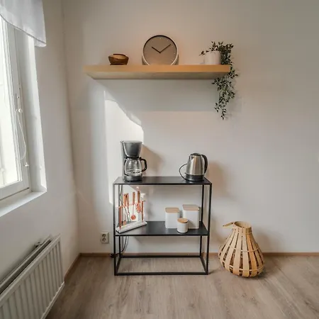 Modern City Centre Apartment *