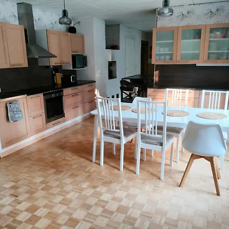 Comfy House With 6 Bedrooms Villa Rovaniemi