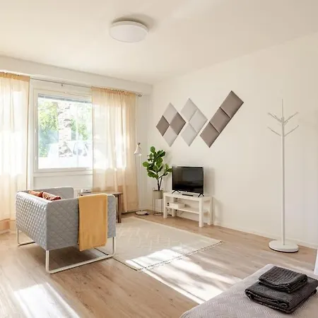 Uudistettu Kahdelle Omalla Parkkipaikalla Apartment Rovaniemi