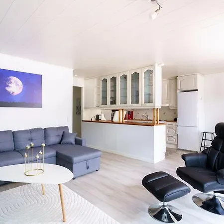 Terraced House With One Bedroom, Close To Santapark, Rovaniemi