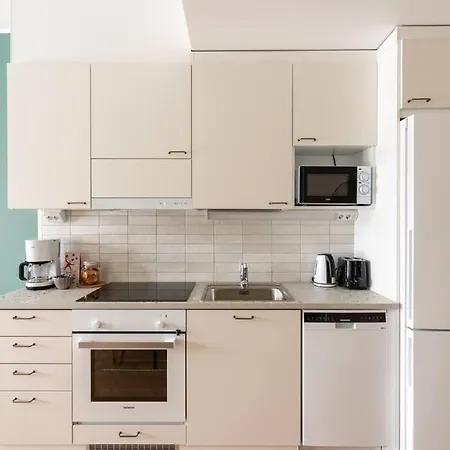 Lapland Bliss, Prime Location, Free Parking, Wi-fi Apartment Rovaniemi