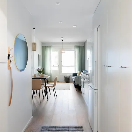 Frost Lodge, Prime Location & Free Parking Apartment Rovaniemi