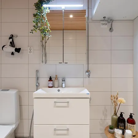 Frost Lodge, Prime Location & Free Parking Apartment Rovaniemi
