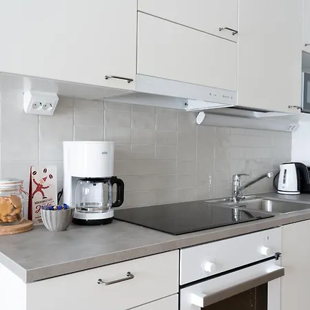 Frost Lodge, Prime Location & Free Parking Apartment *