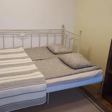 Anjala - Cozy Near Centre Apartment
