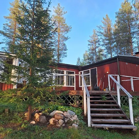 Kaamos Old House Holiday home *