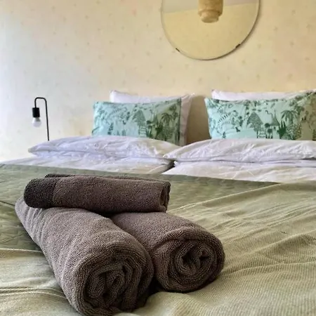 Apartment Polar Retro Dream