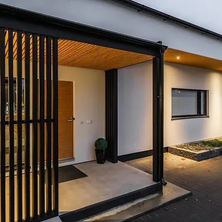 Elegant Escape In Prime Location Villa