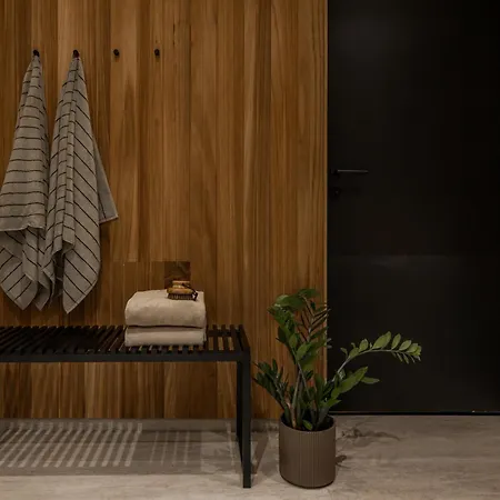 Elegant Escape In Prime Location *