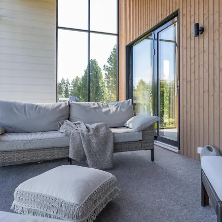 Arctic Birch Apartment *